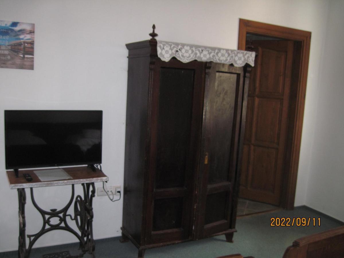 Benyei Fogado Panzio Es Etterem Bed & Breakfast Erdőbénye Exterior foto